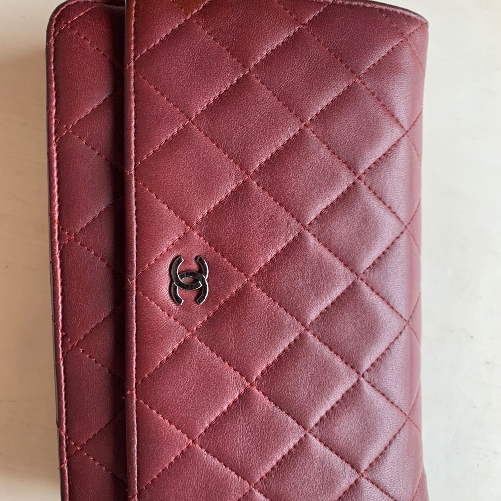 Vintage Authentic Chanel Woc